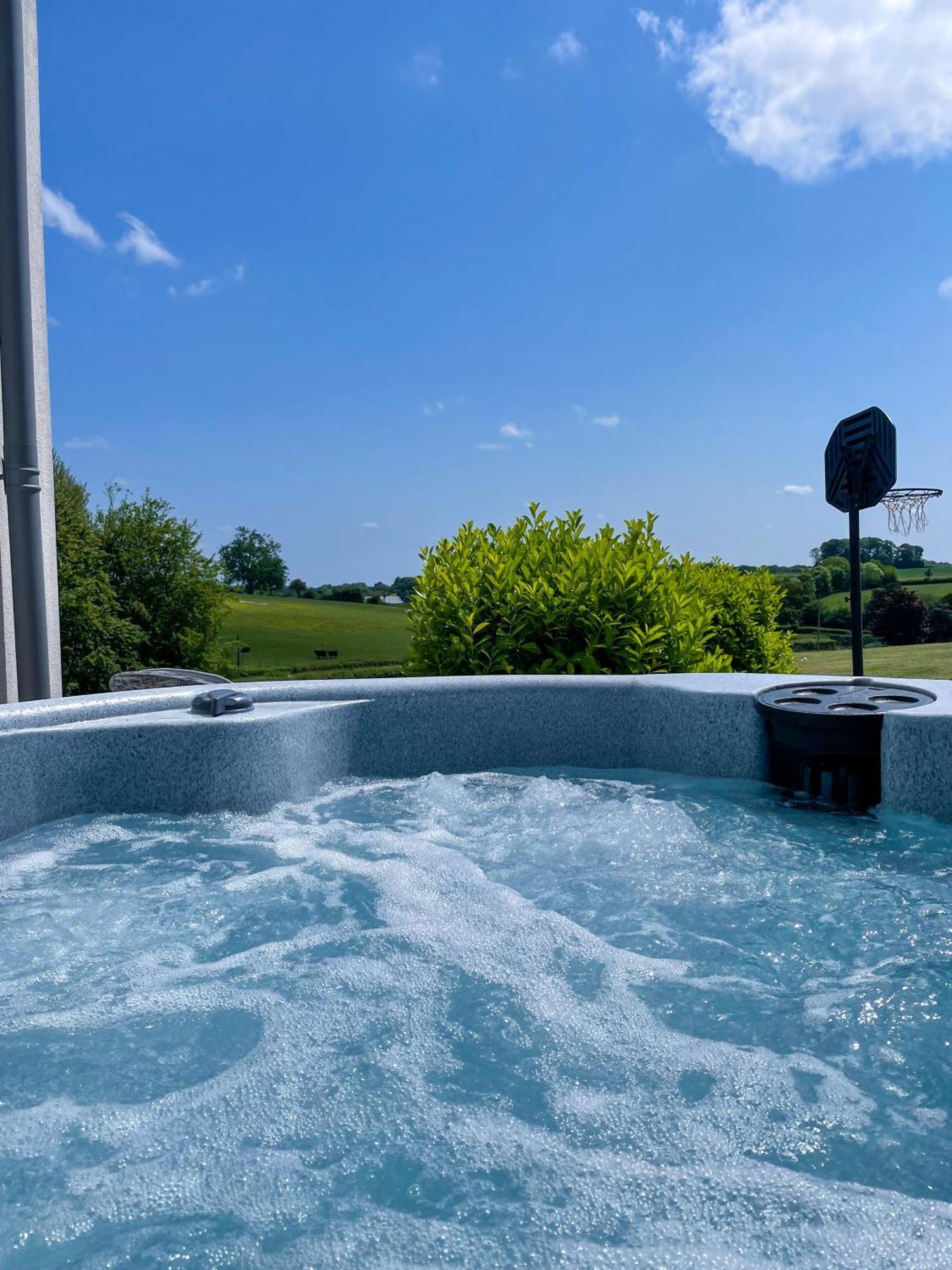 The Retreat, Sauna & Hot Tub, Charming & Cosy Gem Blandford Forum Exterior foto